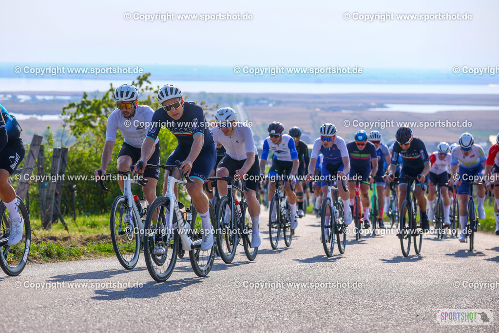 TRA_55190 (42) | Neusiedlersee Radmarathon 2026@sportshot_your_pictrs #yourpictures#roadtowm2029 #nrm #neusiedlerseeradmarathon #neusiedlersee #neusiedlerseetourismus #burgenland #mörbisch #nrm26 #burgenlandtourismus #voglundco #poweredbyburgenlandtourismus #radsport #rad #marathon #ucigranfondo #visitburgenland #ucigranfondoworldseries