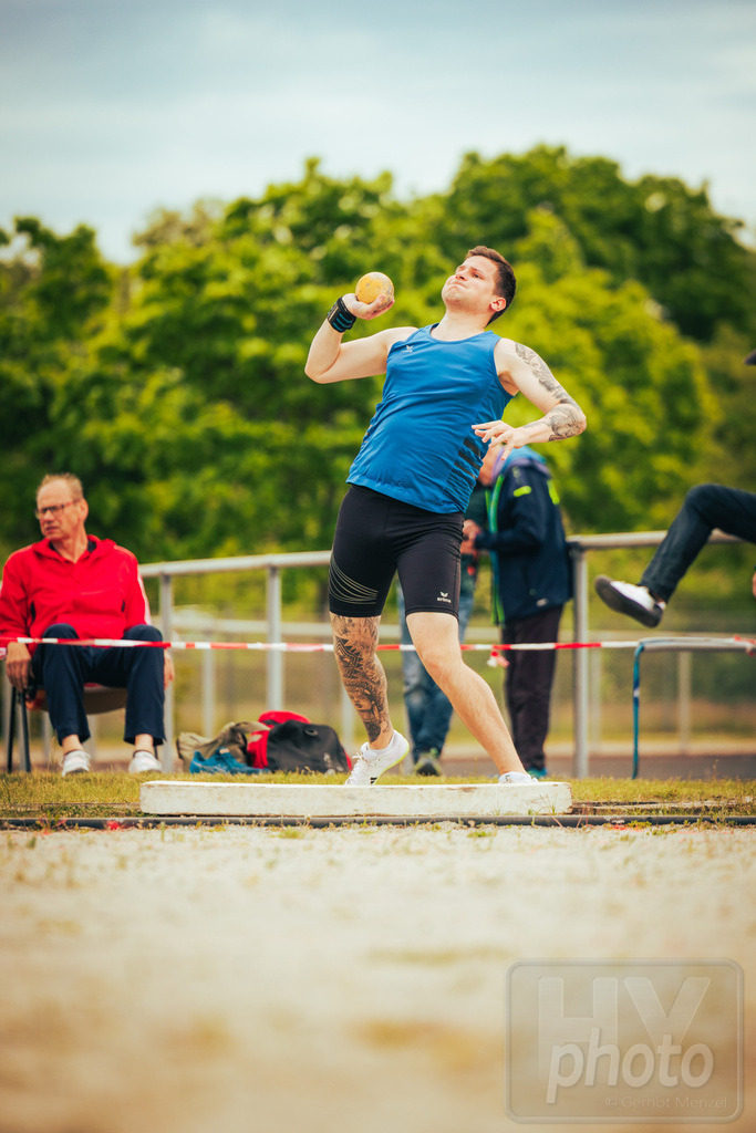 GM_20250510_Canon EOS R5_GMHY0905_sRGB | Werfertag 2025 Sportforum Hoyerswerda - Kugelstoßen - Realisiert mit Pictrs.com