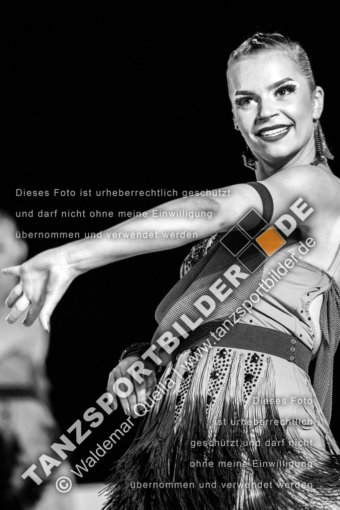 20250504-00493 | Hier finden Sie Tanz Bilder vom Latein und Standard Formationen tanzen. Sportbilder vom Tanzsport. Schöne Fotos und von Weltmeisterschaft, Europameisterschaft, Bundesliga, Regionalliga, Oberliga und Landesliga sowie von GOC Stuttgart, DanceComp, WM Bremen