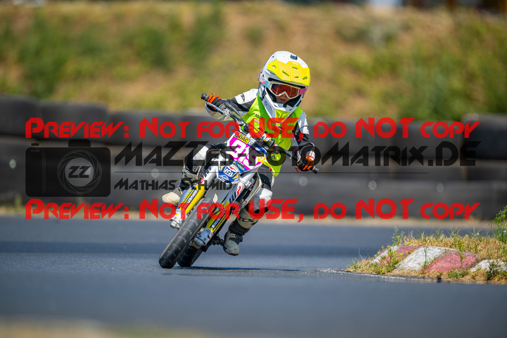 MaZZes-Fotomatrix-20260815-602138 | ROOKIES