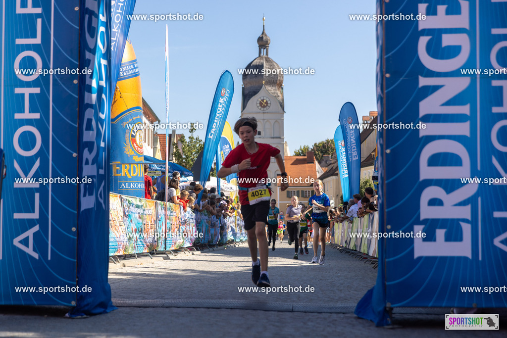 VJ__3456 | Stadtlauf Erding 2025 #stadtlauferding #erdingstadtlauf #stadtlauf_erding #laufmotivation #trisporterding #yourpictrs #sportshot_your_pictrs