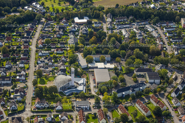 Menden230905664 | Luftbild, Offene Ganztagsschule Bodelschwinghschule, St. Marien Kirche, Menden, Menden, Sauerland, Nordrhein-Westfalen, Deutschland