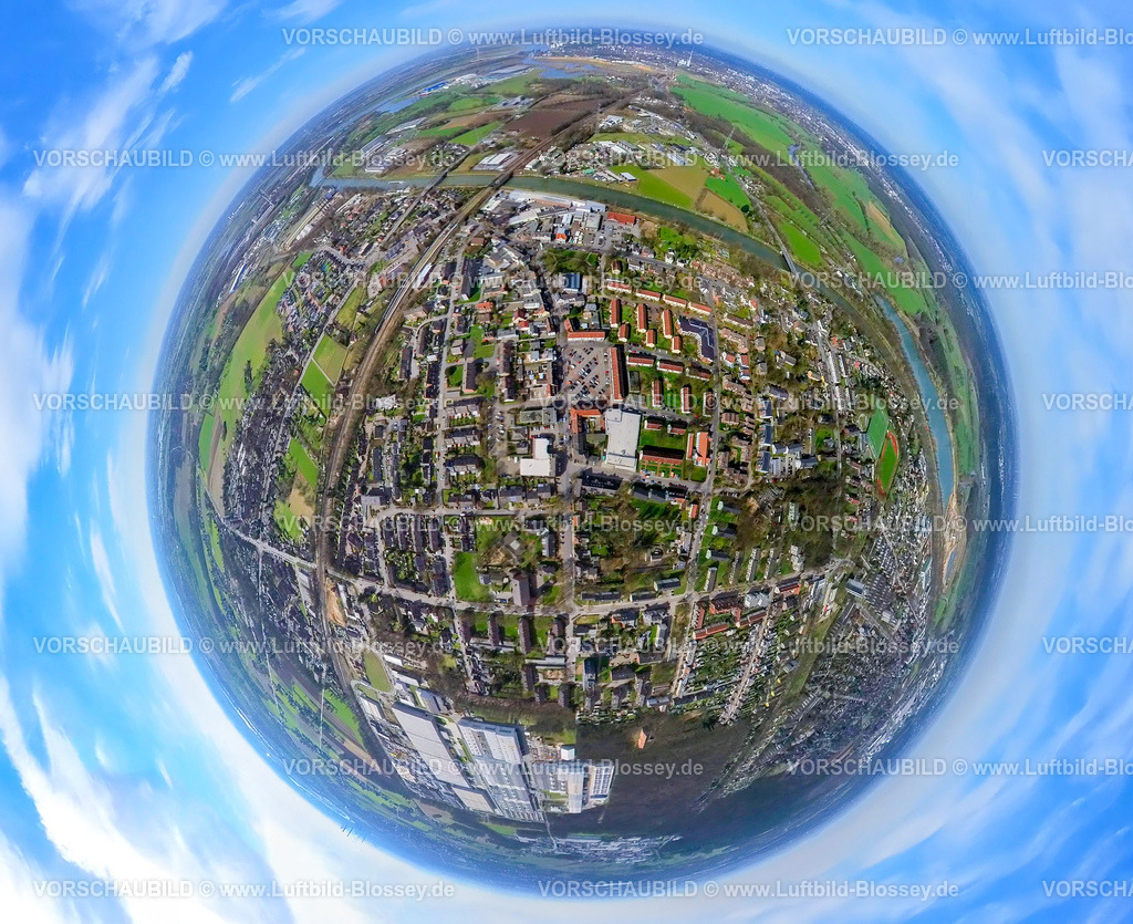 Voerde240390034Friedrichsfeld-Mitte | Luftbild, Friedrichsfeld-Mitte, Wohngebiet und Marktplatz, Erdkugel, Fisheye Aufnahme, Fischaugen Aufnahme, 360 Grad Aufnahme, tiny world, little planet, fisheye Bild, Friedrichsfeld, Voerde, Niederrhein, Nordrhein-Westfalen, Deutschland