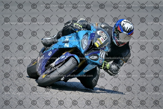 25bt04-0920 | markuskiefer.com - Realisiert mit Pictrs.com