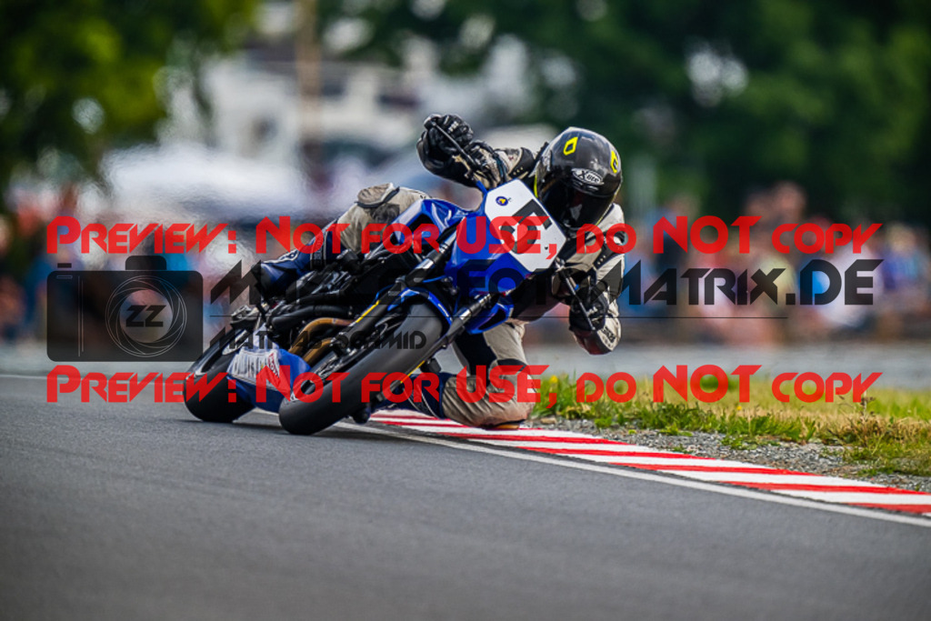 MaZZes_FotoMatrix_220723_6595 | IDM1000