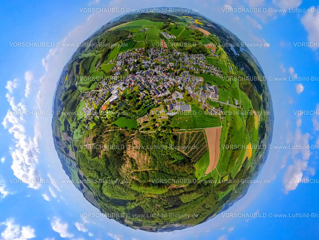 Sundern230520032Allendorf | Luftbild, Ortsansicht Allendorf, Waldschäden Waldgebiet Purrhagen,  Erdkugel, Fisheye Aufnahme, Fischaugen Aufnahme, 360 Grad Aufnahme, Allendorf, Sundern, Ruhrgebiet, Nordrhein-Westfalen, Deutschland
