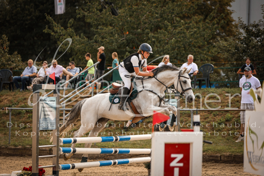 27.SaSpMA00094 | Leoni Ertmer Photography - Realisiert mit Pictrs.com