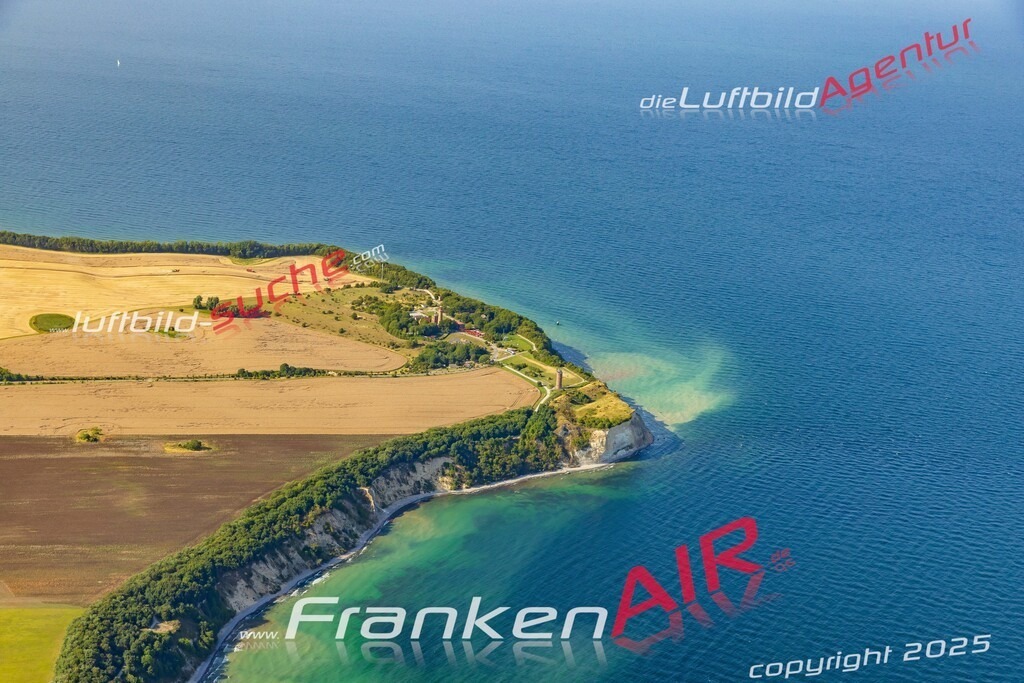 Arkona Putgarten Bild- Das Luftbild wurde 2025 vom UL-Flugzeug heraus erstellt ( keine Drohne bzw. Drohnenaufnahme ) - Hochauflösende Luftaufnahme -Nicht vergleichbar mit Google Maps oder Satelittenbilder- Die Geschenkidee !Mit Lizenz und Bildrechte bestellbar - CC