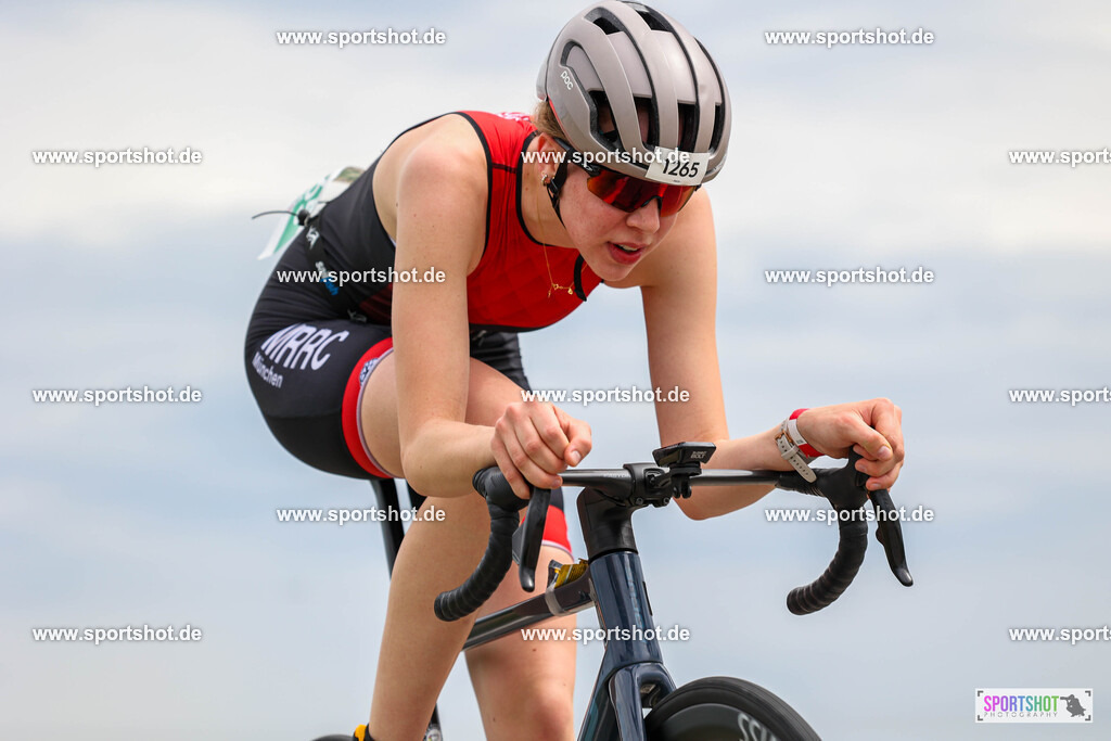 BR8A4865 | Stadttriathlon Erding 2025. #yourpictrs #sportshot_your_pictrs @Sportshotphotography #stadttriathlonerding Copyright: www.sportshot.de
