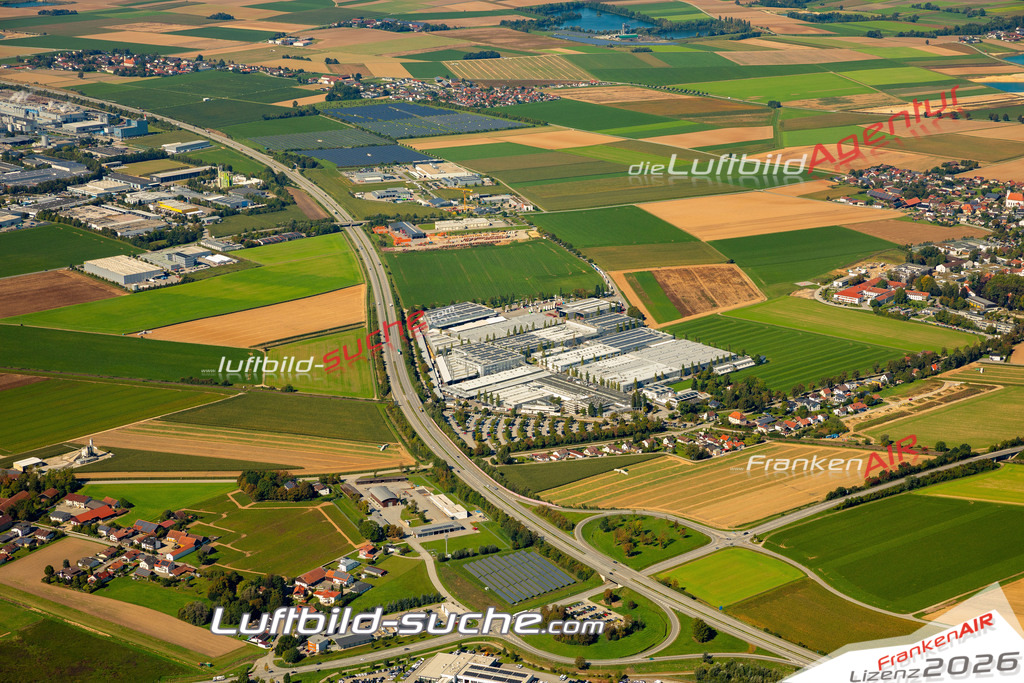 Das Luftbild zeigt : Pankofen Plattling - Die Luftaufnahme wurde 2023 vom UL-Flugzeug aus erstellt ( keine Drohne ) - Hochauflösende Luftaufnahme - Für grossformatige Ausdrucke geeignet. Die Geschenkidee !Mit Lizenz und Bildrechte bestellbar