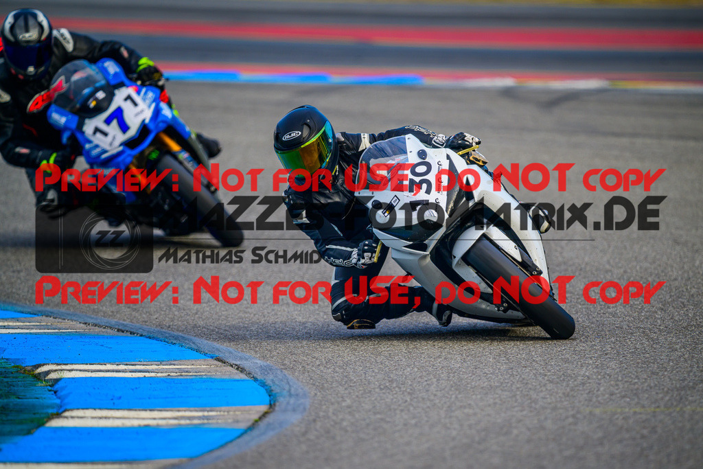 MaZZes_Fotomatrix_20250929_6007705_5155-2 | WEISS