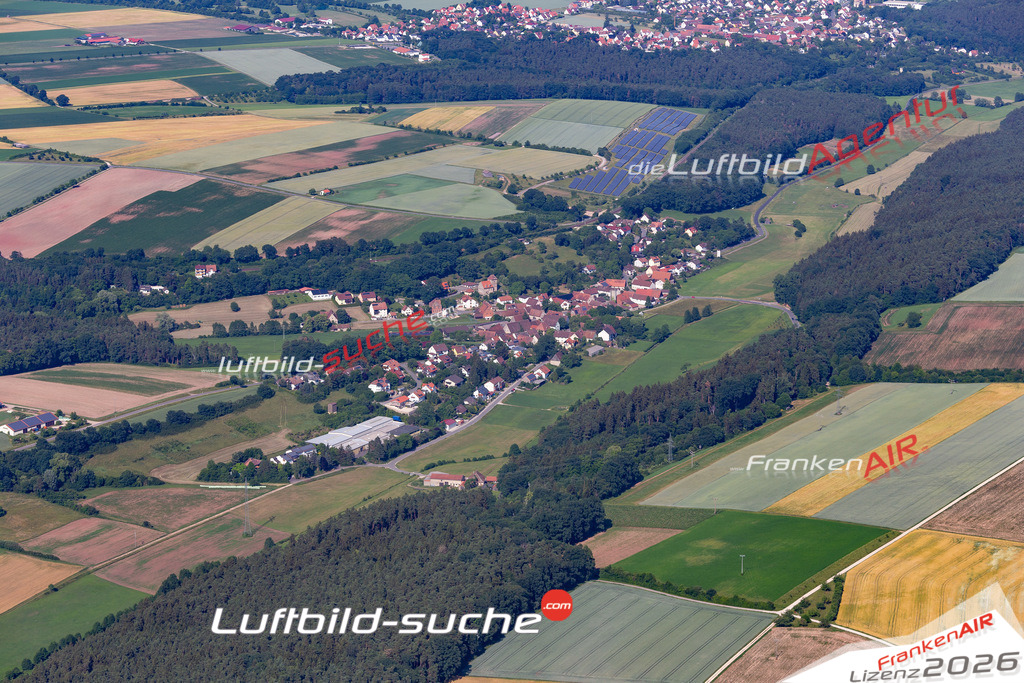 aktuelles Luftbild von Kirchfembach Langenzenn - Luftaufnahme wurde 2018 von https://frankenair.de mittels Flugzeug (keine Drohne) erstellt.