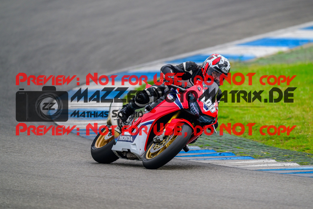 MaZZes_FotoMatrix_240521_6007705_1625 | ROT