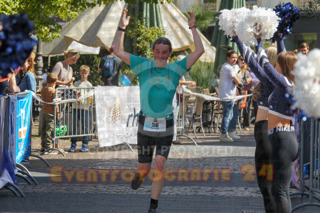 250824_1230_EV4_9252 | Sportfotografie im Rhein-Sieg Kreis, Köln, Bonn, NRW, Rheinland Pfalz, Hessen, etc. Unser Tätigkeitsfeld umfasst den Laufsport vom Volkslauf über den Marathon, Duathlon, Triathon bis zum Ultralauf wie Kölnpfad Ultra oder Schindertrail.