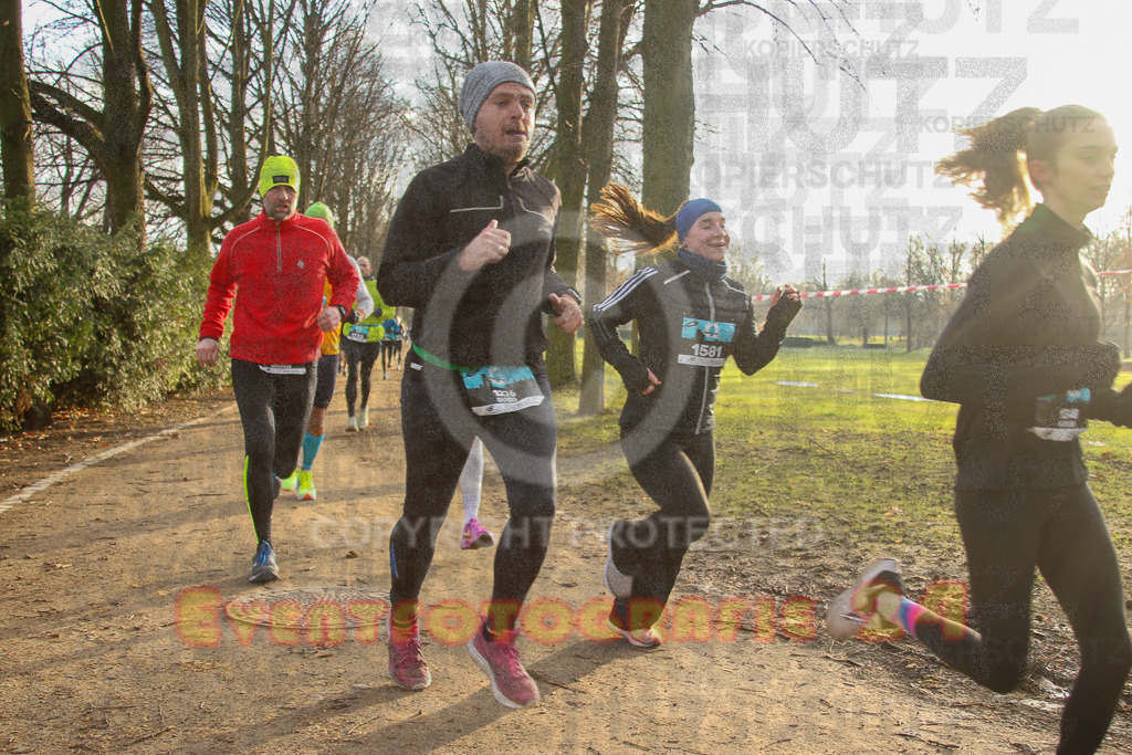 241231_1016_EV4_3640 | Sportfotografie im Rhein-Sieg Kreis, Köln, Bonn, NRW, Rheinland Pfalz, Hessen, etc. Unser Tätigkeitsfeld umfasst den Laufsport vom Volkslauf über den Marathon, Duathlon, Triathon bis zum Ultralauf wie Kölnpfad Ultra oder Schindertrail.