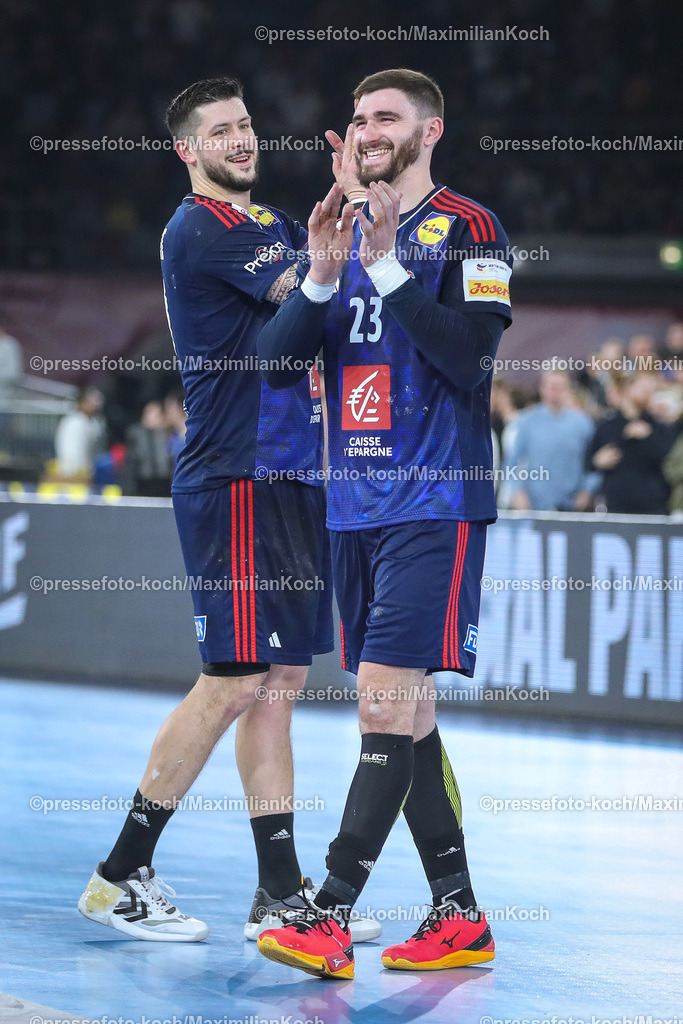EHFEURO10012401090 | 10.01.2024, EHF EURO 2024, Männer Europameisterschaft Handball, MERKUR Spiel-Arena in Düsseldorf, Frankreich - Nordmazedonien: Freude nach dem Sieg - Ludovic Fabregas (Frankreich)