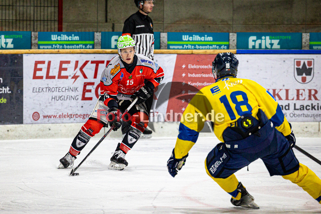 TSV Peißenberg MINERS gegen EC Pfaffenhofen Eishogs | Eishockey Bayernliga Herren Vorrunde 2024/25, TSV Peißenberg MINERS gegen EC Pfaffenhofen Eishogs, 20250110,Ryan MURPHY (MINERS 15) in Aktion,2025-01-10 in Peißenberg (Eisstadion Peißenberg)Ryan MURPHY (MINERS 15)Copyright: WolfgangxLindner foto-lindner.de