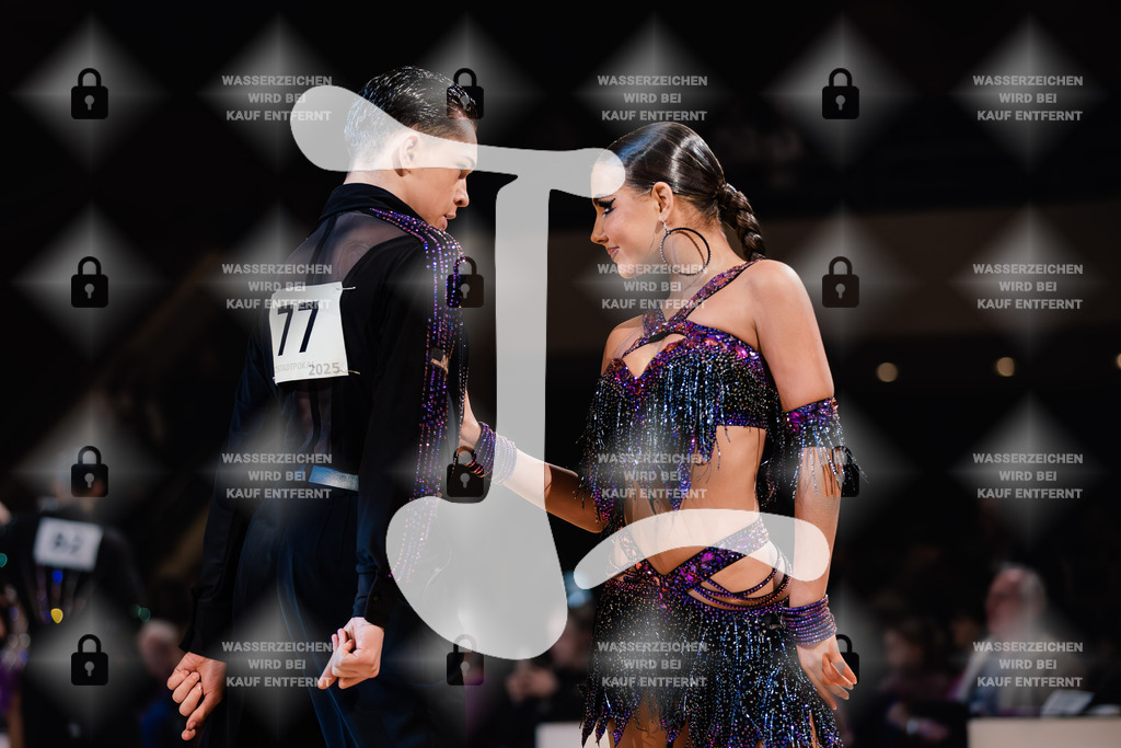 Goldstadtpokal 2025 - WDSF Open Latin Youth 4th (77) Tobias Ottner _ Melaniia Petrova (Austria)-2025-01-25-8600 | Webshop for digital downloads and prints of dance sport, event & show photographer Julian Link - Realisiert mit Pictrs.com