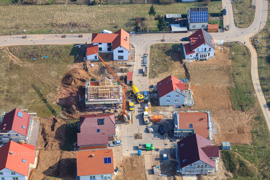 Luftbild: Neubaugebiet unteres Rappenfeld im Ortsteil Mörlheim in Landau im Bundesland Rheinland-Pfalz in Deutschland. Foto: IMG_37664.jpg vom 05.03.2011 durch Werner Riehm/FLY-FOTO.de