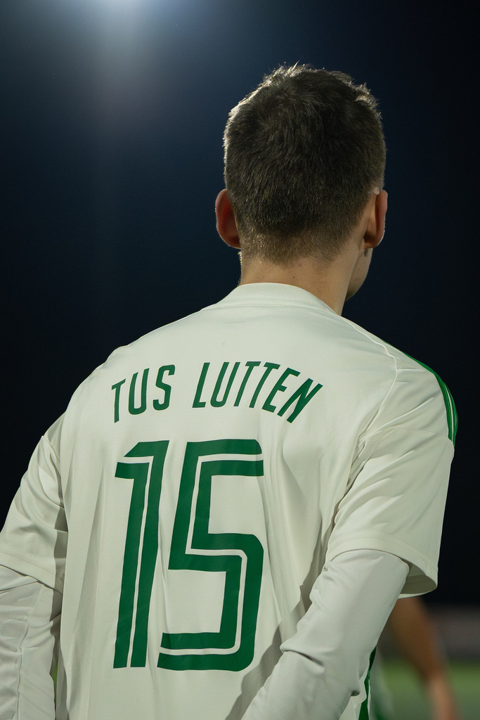 Fußball I Herren I Saison 2025-2026 I Freundschaftsspiel I TSV Grossenkneten - TuS Lutten I 1076 | Joshua Gruner (15, TuS Lutten) - Realisiert mit Pictrs.com