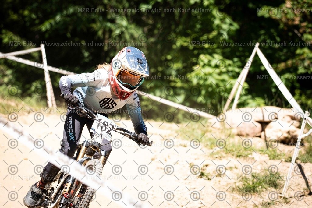 rdc-kranjska-sunday-1285 | mzredits - Realisiert mit Pictrs.com