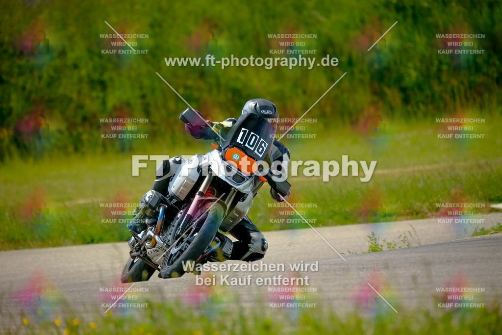 _MOT1127 | Hier findet Ihr Bilder von Touristenfahrten auf der Nürburgring Nordschleife oder von anderen Veranstaltungen die ich besucht habe. Viel Spass beim Durch Schauen 