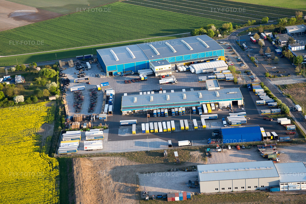 Luftbild: Industrie- und Gewerbegebiet NO mit Nalco Deutschland Manufacturing GmbH in Biebesheim am Rhein im Bundesland Hessen in Deutschland. Foto: IMG_077722.jpg vom 23.04.2015 durch Werner Riehm/FLY-FOTO.de