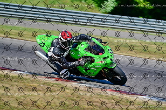 25bt04-0006 | markuskiefer.com - Realisiert mit Pictrs.com