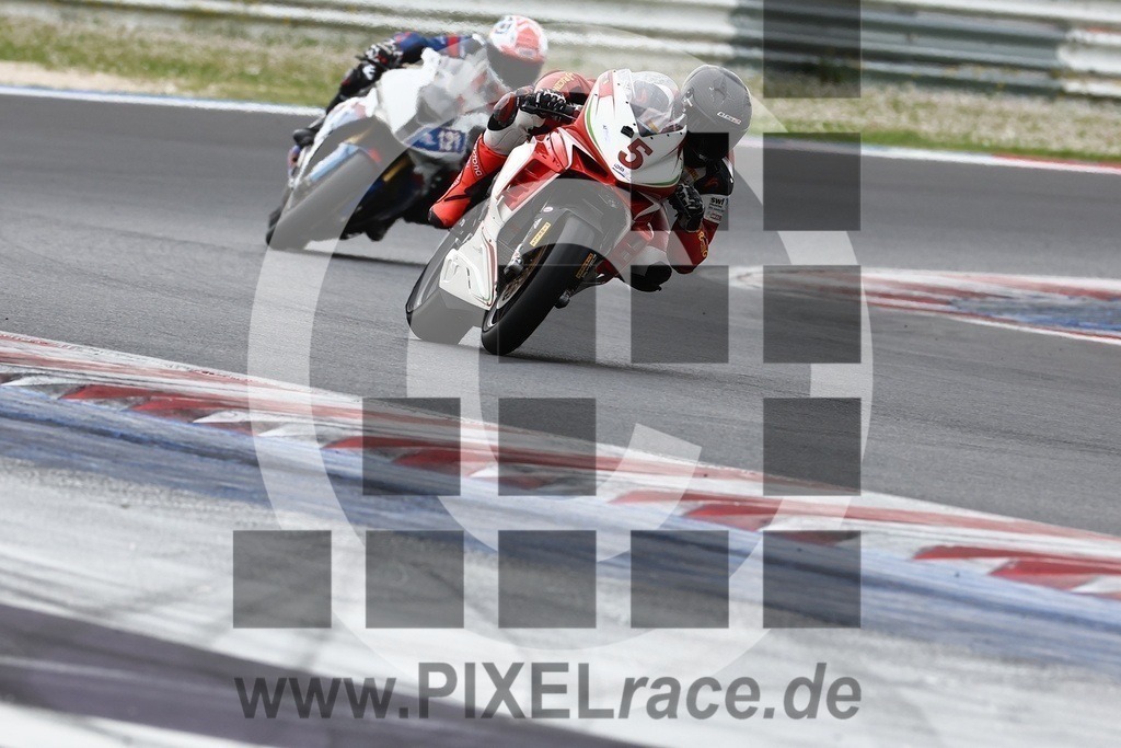 0005-20240329_00401 | Schöne Erinnerungen an spannende Momente - das festzuhalten ist unser Job. PIXELrace.de ist seit 2003 auf den Rennstrecken Europas unterwegs um die Action draußen beim Fahren und die wunderbare Stimmung imm Fahrerlager für euch einzufangen.