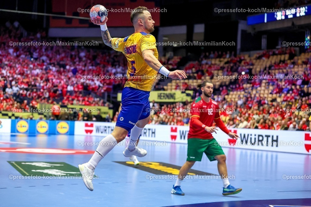 EHF16012601101 | 16.01.2026, Handball, Men's EHF EURO 2026, Portugal - Rumänien, Jyske Bank Boxen in Herning, Dänemark, Preliminary Round:  Ionut Nistor Ionita (Romania #05) 