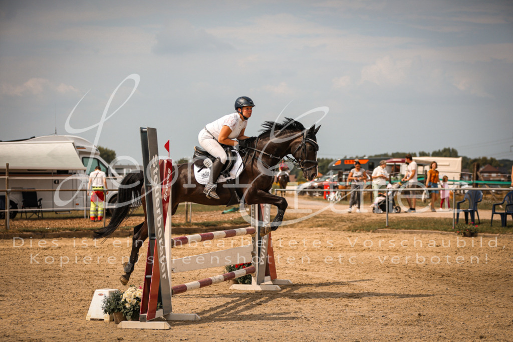 27.SaSpMA00041 | Leoni Ertmer Photography - Realisiert mit Pictrs.com