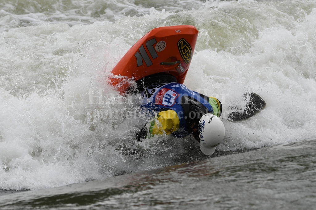 ICF CANOE FREESTYLE WORLD CUP 1 / PLATTLING | 2024 ICF CANOE FREESTYLE WORLD CUP 1 / PLATTLINGWomen's Kayak SurfaceHitomi TAKAKU (Japan) #152 - Realisiert mit Pictrs.com