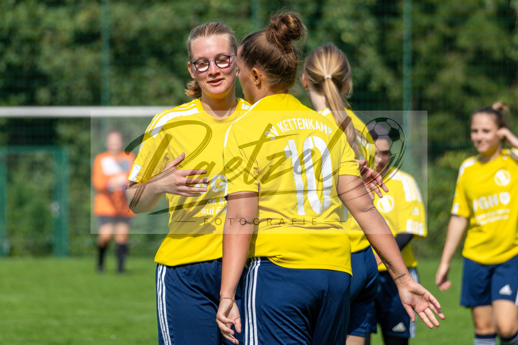 20260906_RULSVK_0565 | Fußball, Frauen:   beim Spiel der Kreisliga zwischen SG Rulle/Haste vs. SV Kettenkamp am 06.09.2026 im Stavermann-Sportpark in Rulle/Wallenhorst, Deutschland.(Foto von Nico Paetzel) - Realisiert mit Pictrs.com