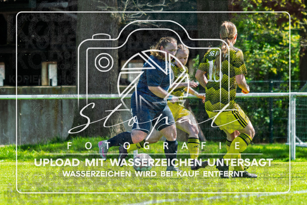 Kreisliga Damen HKCE - SG Fulde vs. Sportfreunde Bispingen | Marlen Sophie Bartels (Sportfreunde Bispingen #77); Kreisliga Damen HKCE - SG Fulde vs. Sportfreunde Bispingen am 26.04.2026 in Zentralstadion, Fulde - Realisiert mit Pictrs.com