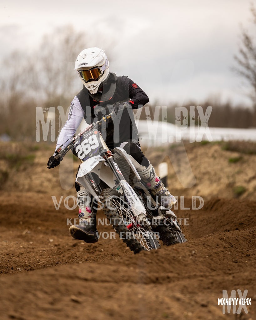 866A1582 | mxndyyvipix