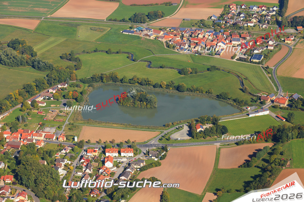 Luftbild von  Rentweinsdorf - Luftaufnahme wurde 2015 von https://frankenair.de mittels Flugzeug (keine Drohne) erstellt - die Geschenkidee