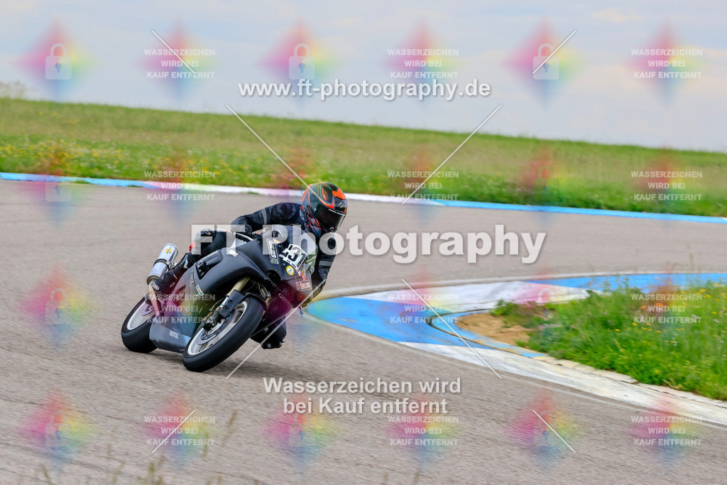 MotoTeam-1761 | Hier findet Ihr Bilder von Touristenfahrten auf der Nürburgring Nordschleife oder von anderen Veranstaltungen die ich besucht habe. Viel Spass beim Durch Schauen 