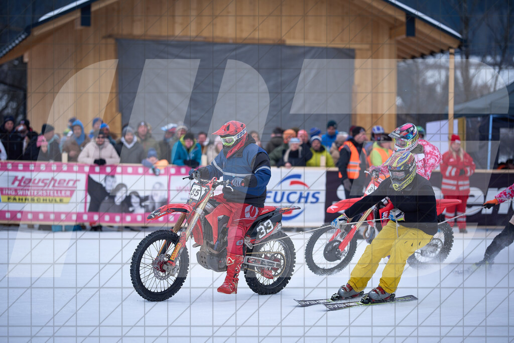 11. Holzknecht Skijöring | Skijöring am 24.01.2026: 11. Holzknecht Skijöring in Gosau am Dachstein, Oberösterreich, ÖsterreichFoto: © 2026 Martin Bihounek | mb-creative.eu