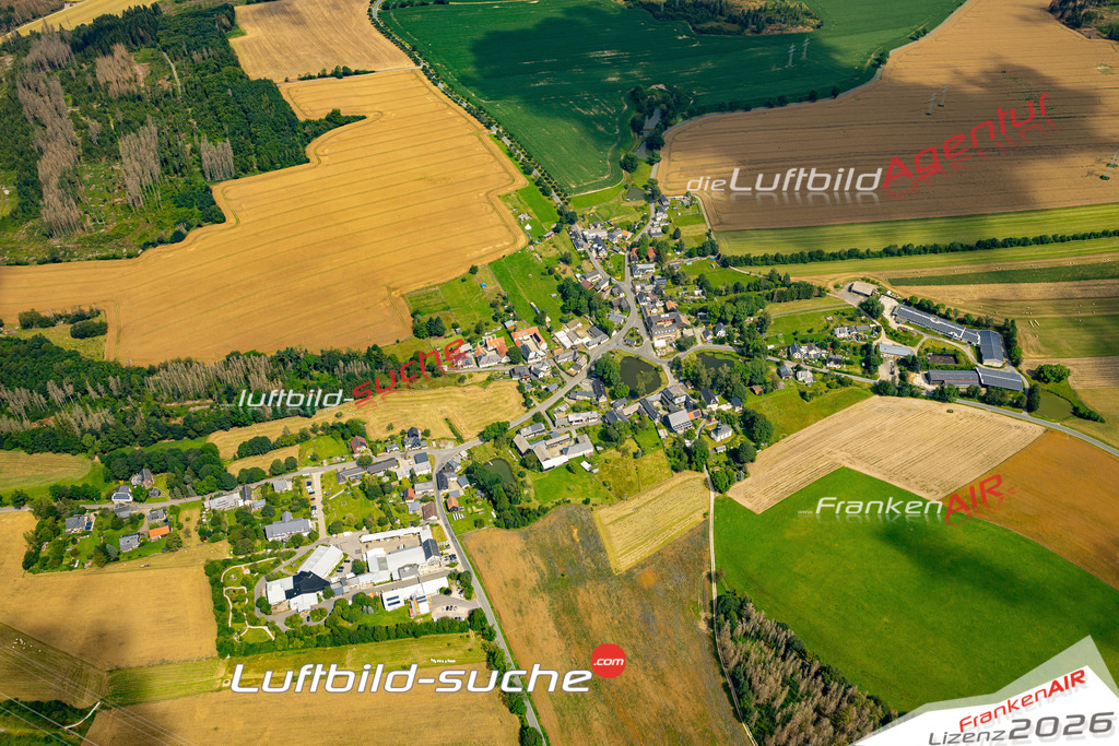 Das Luftbild zeigt : Altengesees Remptendorf - Die Luftaufnahme wurde 2024 vom UL-Flugzeug aus erstellt ( keine Drohne ) - Hochauflösende Luftaufnahme - Für grossformatige Ausdrucke geeignet. Die Geschenkidee !Mit Lizenz und Bildrechte bestellbar