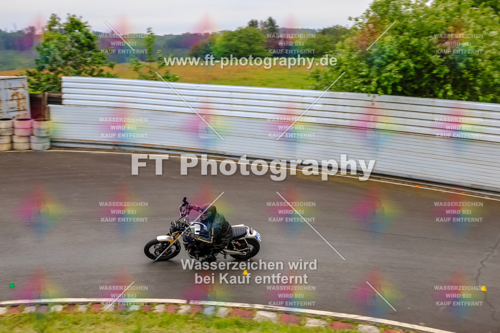 OBK-5872 | Hier findet Ihr Bilder von Touristenfahrten auf der Nürburgring Nordschleife oder von anderen Veranstaltungen die ich besucht habe. Viel Spass beim Durch Schauen 