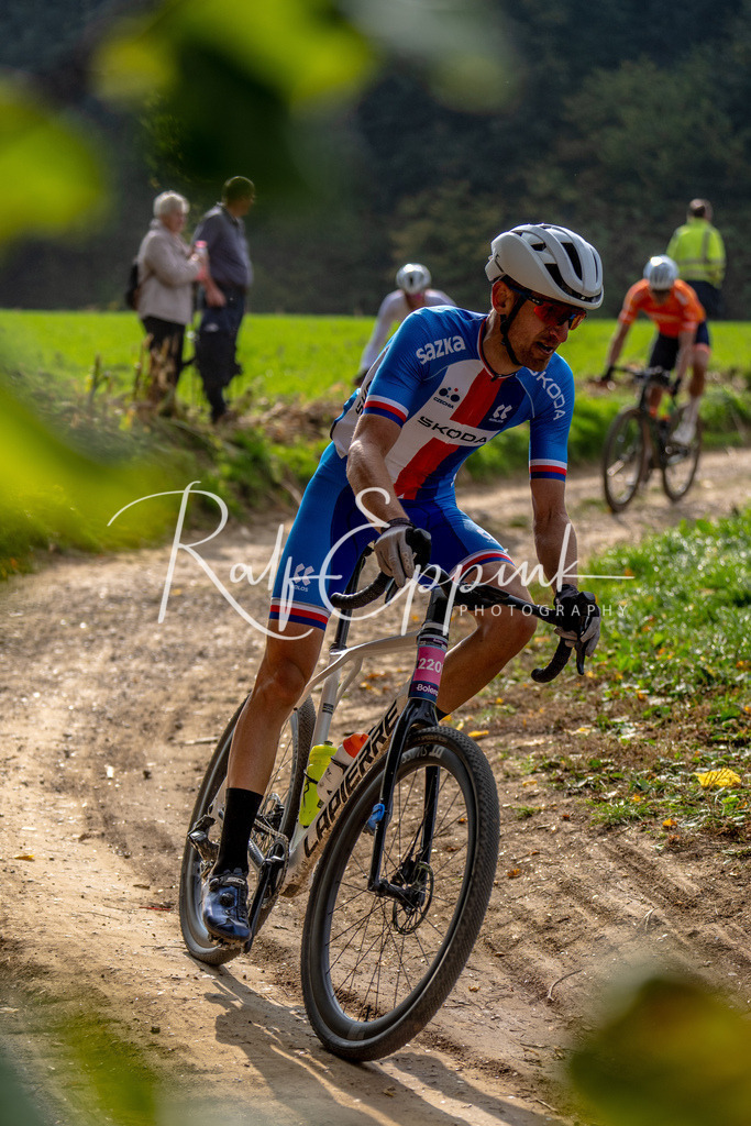 Ralf Eppink Photography 20251012_DSC05251 | Sportfotografie, Eventfotografie, Porträtfotografie, Radsport Fotograf, Triathlon Fotograf, Düsseldorf Fotograf, Köln Fotograf, Actionfotografie, Teamfotografie, Peoplefotografie, Business Portraits, Veranstaltungsfotografie, Reportagefotografie - Realisiert mit Pictrs.com