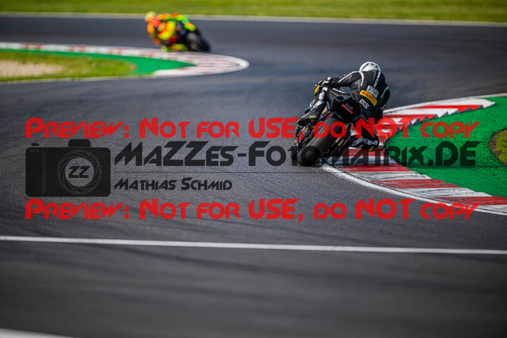 MaZZes_FotoMatrix_220507_95146 | Fotograf Mathias Schmid
Sportfotograf,
Eventfotograf,
Hochzeitsfotograf,
Portraitfotograf