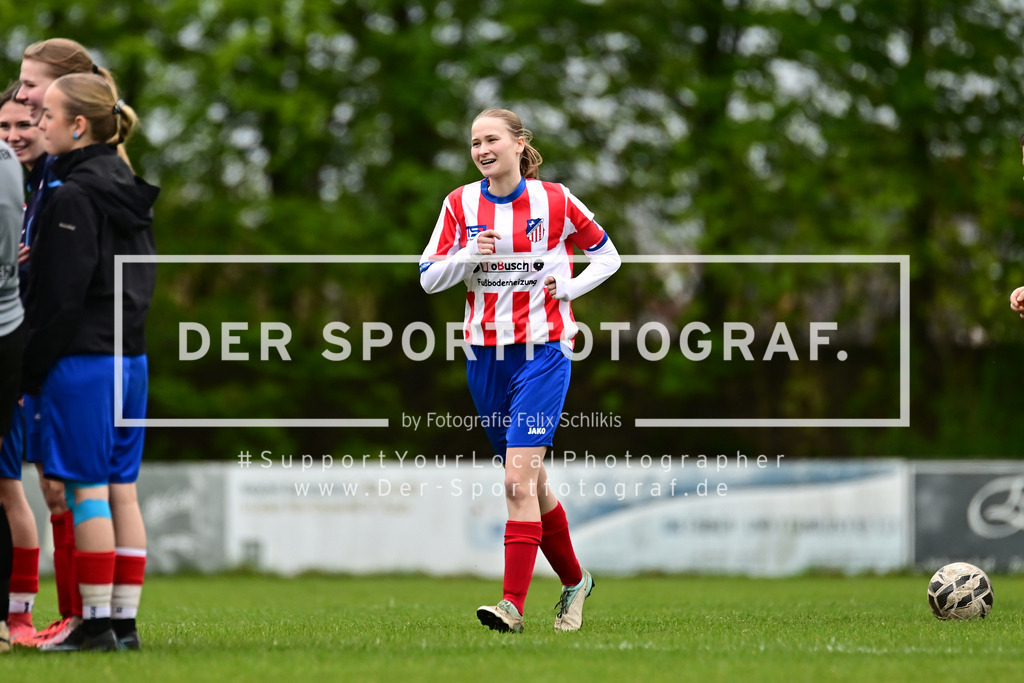 Fußball I Frauen I Saison 2025-2026 I Kreisliga I 13. Spieltag I FC Rosengarten - SV Ahlerstedt-Ottendorf IV I 166999 | Der Sportfotograf. - Realisiert mit Pictrs.com