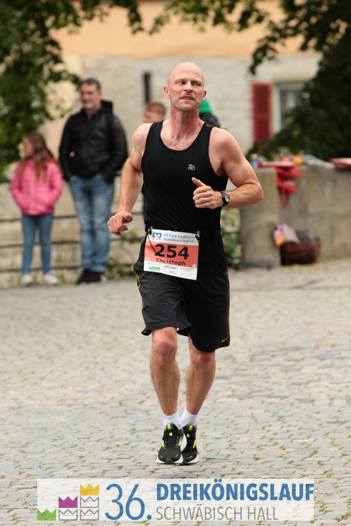 VR Bank Hauptlauf 10km | 3königslauf 2022 VR Bank Hauptlauf - Realisiert mit Pictrs.com