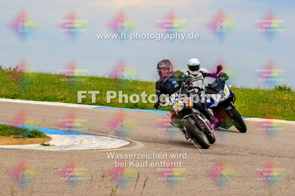 MotoTeam-2538 | Hier findet Ihr Bilder von Touristenfahrten auf der Nürburgring Nordschleife oder von anderen Veranstaltungen die ich besucht habe. Viel Spass beim Durch Schauen 