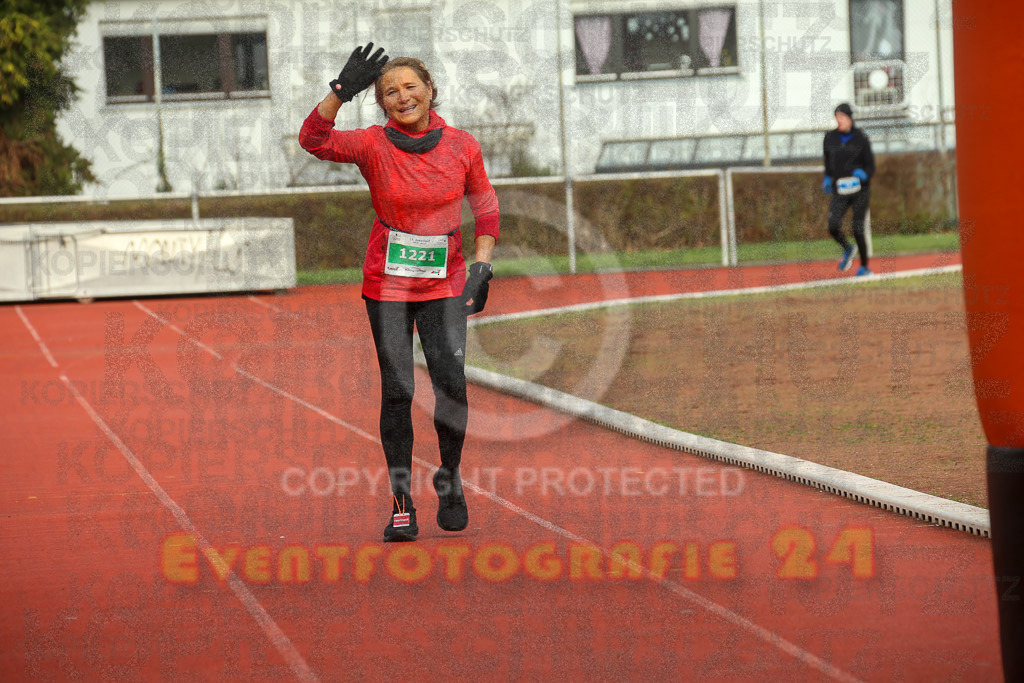 230129_1122_EX1_4809 | Sportfotografie im Rhein-Sieg Kreis, Köln, Bonn, NRW, Rheinland Pfalz, Hessen, etc. Unser Tätigkeitsfeld umfasst den Laufsport vom Volkslauf über den Marathon, Duathlon, Triathon bis zum Ultralauf wie Kölnpfad Ultra oder Schindertrail.