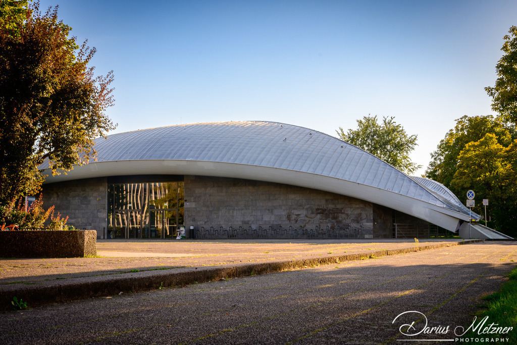 Die Johannes Gutenberg-Universität Mainz | Die Johannes Gutenberg-Universität Mainz (JGU) ist eine Universität in der rheinland-pfälzischen Landeshauptstadt Mainz.