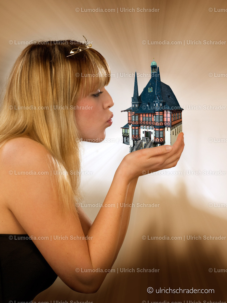 _ulrichschrader.com-48 | Stockfoto und Bilderpool mit Bildmaterial aus Deutschland, dem Harz, Halberstadt, Quedlinburg, Wernigerode und weltweit. Qualitativ hochwertige und professionelle Fotos anschauen und kaufen. - Realisiert mit Pictrs.com