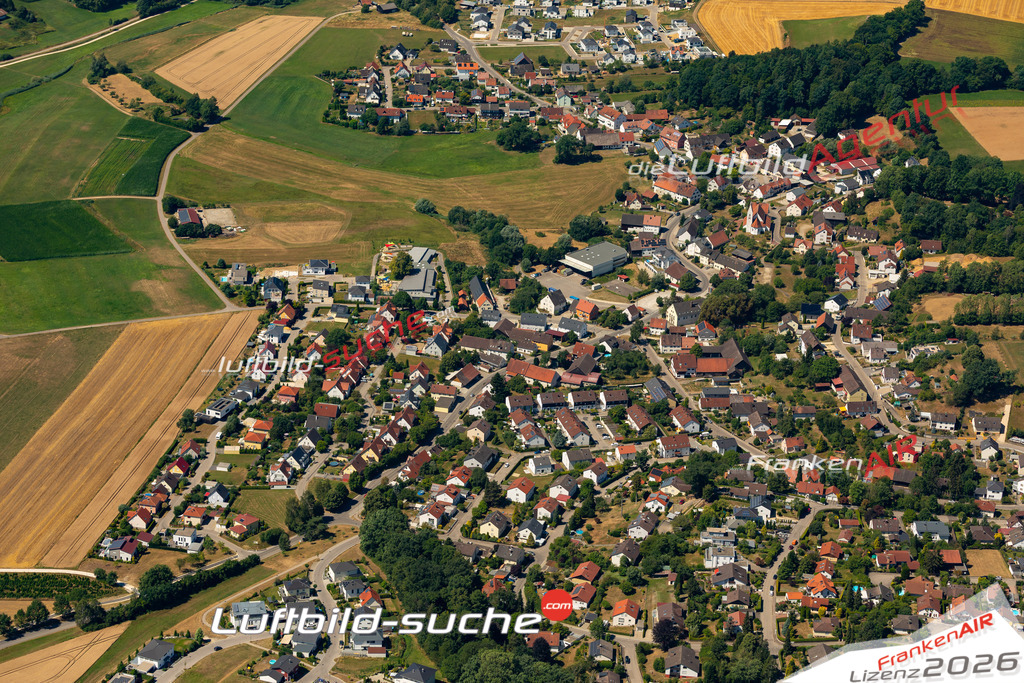 Das Luftbild der Stadt Bonstetten wurde 2022 vom Flugzeug heraus erstellt (keine Drohnen-Aufnahmen) Aufnahmehöhe ca.450 Meter- hohe Bildauflösung und Druck-Qualität. Garantiert!