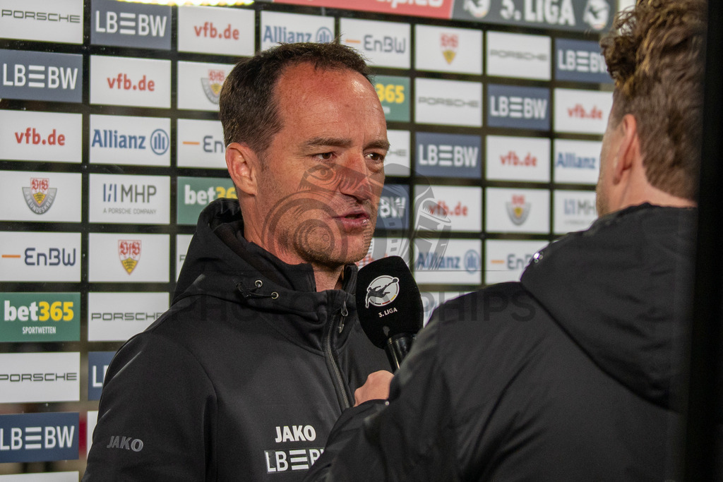 VfB Stuttgart II vs. SSV Ulm 1846 Fussball, Fussball, 3. Liga, 32. Spieltag, 08.04.2026 | Nico Willig (Trainer VfB Stuttgart II) im Interview nach Abpfiff,VfB Stuttgart II vs. SSV Ulm 1846 Fussball, Fussball, 3. Liga, 32. Spieltag, 08.04.2026DFB regulations prohibit any use of photographs as image sequences and/or quasi-video
